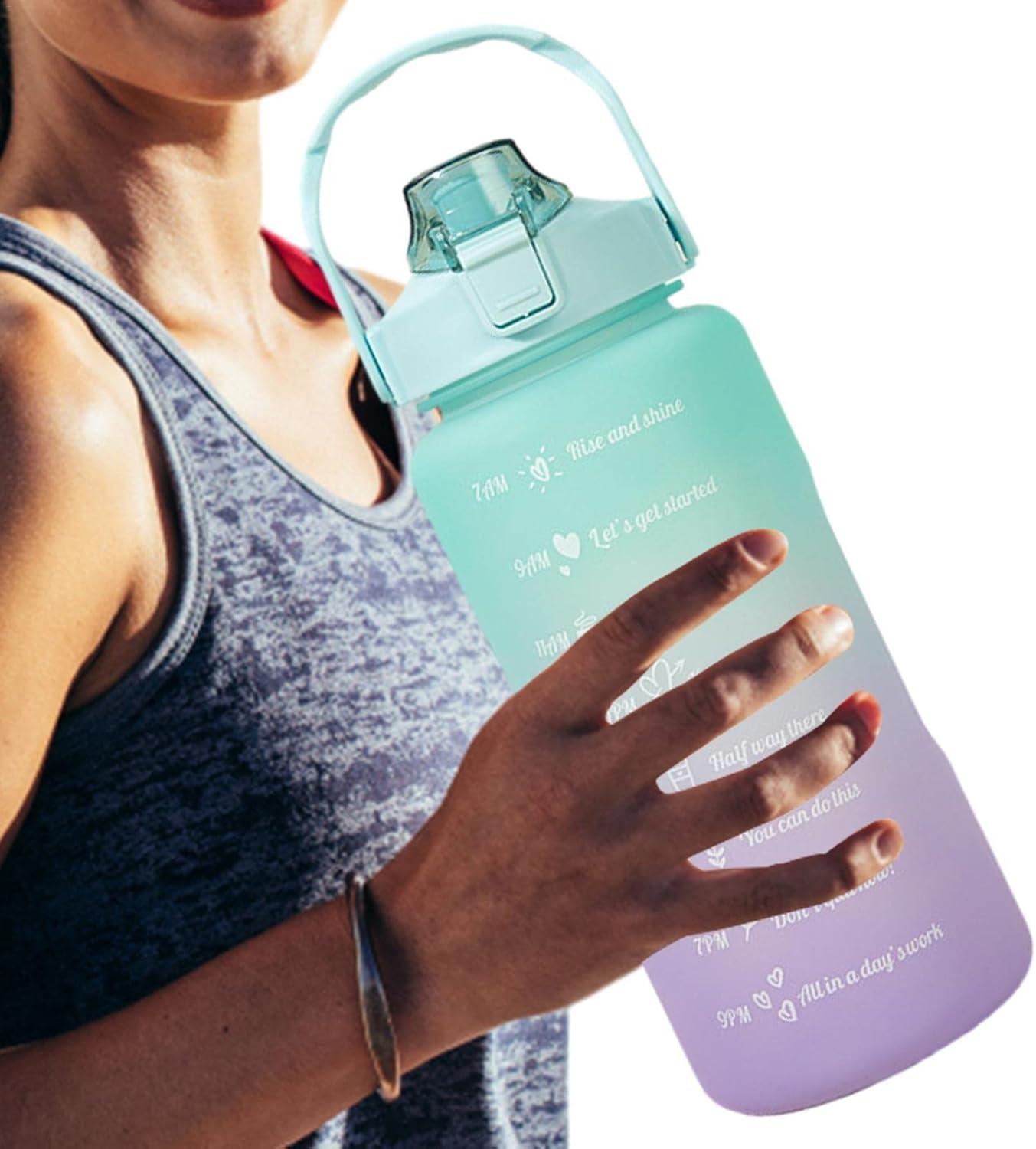 imageSport pour Filles Tasses Eau tanches 2L avec Paille Conteneurs deau Voyage faciles Transporter avec Design Rabattable pour Les familles Les campeurs et Les MeilleursDgrad Vert