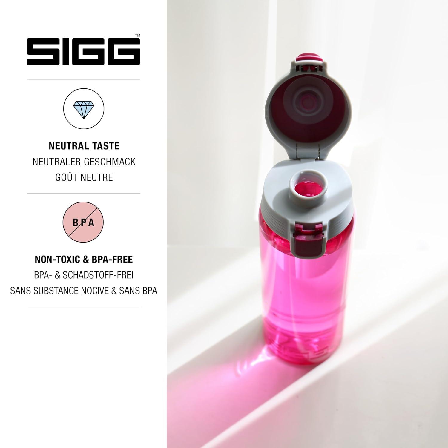 imageSigg Gourde Tritan Total Color ONE Convient Aux Boissons Gazeuses Lavage Au LaveVaisselle tanche ampamp Poids Plume Sans BPA 06L 1LBerry