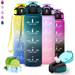 Gourde 1,5l, Gourde Sport, Anti Fuite, Bouteille Graduée pour 1 Journee, Facile à Nettoyer, Bouteille Graduée, avec Verrou de Sécurité, avec Slogan de Motivation, pour Sports, Camping, Randonnée(Vert-gris)
