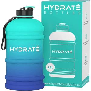 HYDRATE XL Bouteille d&rsquo;eau 2,2 L – Bouteille de Gym Avec Sangles de Transport – Gourde Fitness – Sans BPA, Pop-up Bouchon – pour le Sport, le Yoga et les Activités de Plein Air (Matte Camo)(Bleu Lagon)