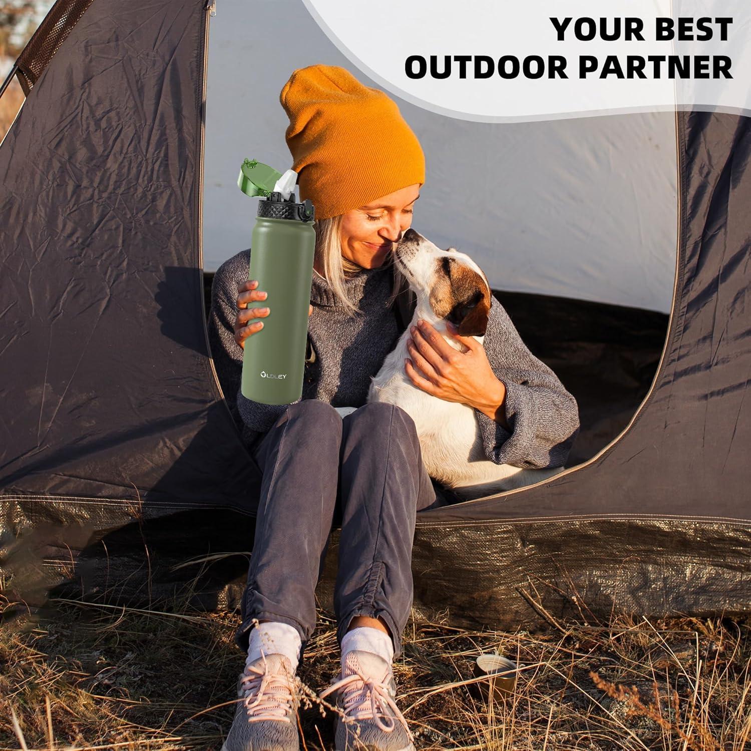 imageOLDLEY Bouteille deau en Acier Inoxydable avec Paille 1L Isotherme Sous Vide Grande gourde en Mtal tanche Garder les Boissons au Chaud et au Froid pour Vlo Camping Sports Gym Adulte Femme HommeOlive Vert