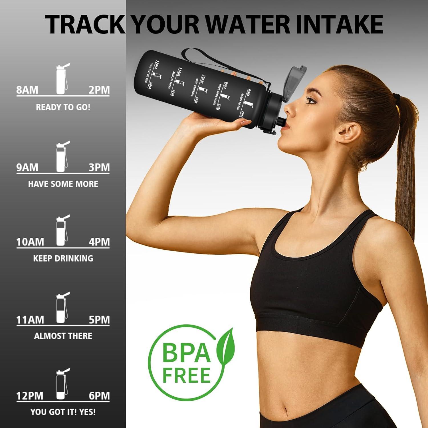 image:imageHoneyHolly Gourde 50010001500ml Gourde Sport Gourde Filtre et Marqueur de Temps Gourde deau Sans BPA Bouteille deau pour Sport Fitness Yoga Lcole BureauNoir1l