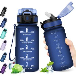 KollyKolla Gourde 500ml, Bouteille d&rsquo;eau Enfant, Gourde Paille, Étanche & Réutilisable, Sport avec Marqueur de Temps, Motivation pour Enfant, Cyclisme, Bureau, Camping, l&rsquo;école(17oz-500ml | Paille | Mat Marine Bleu)