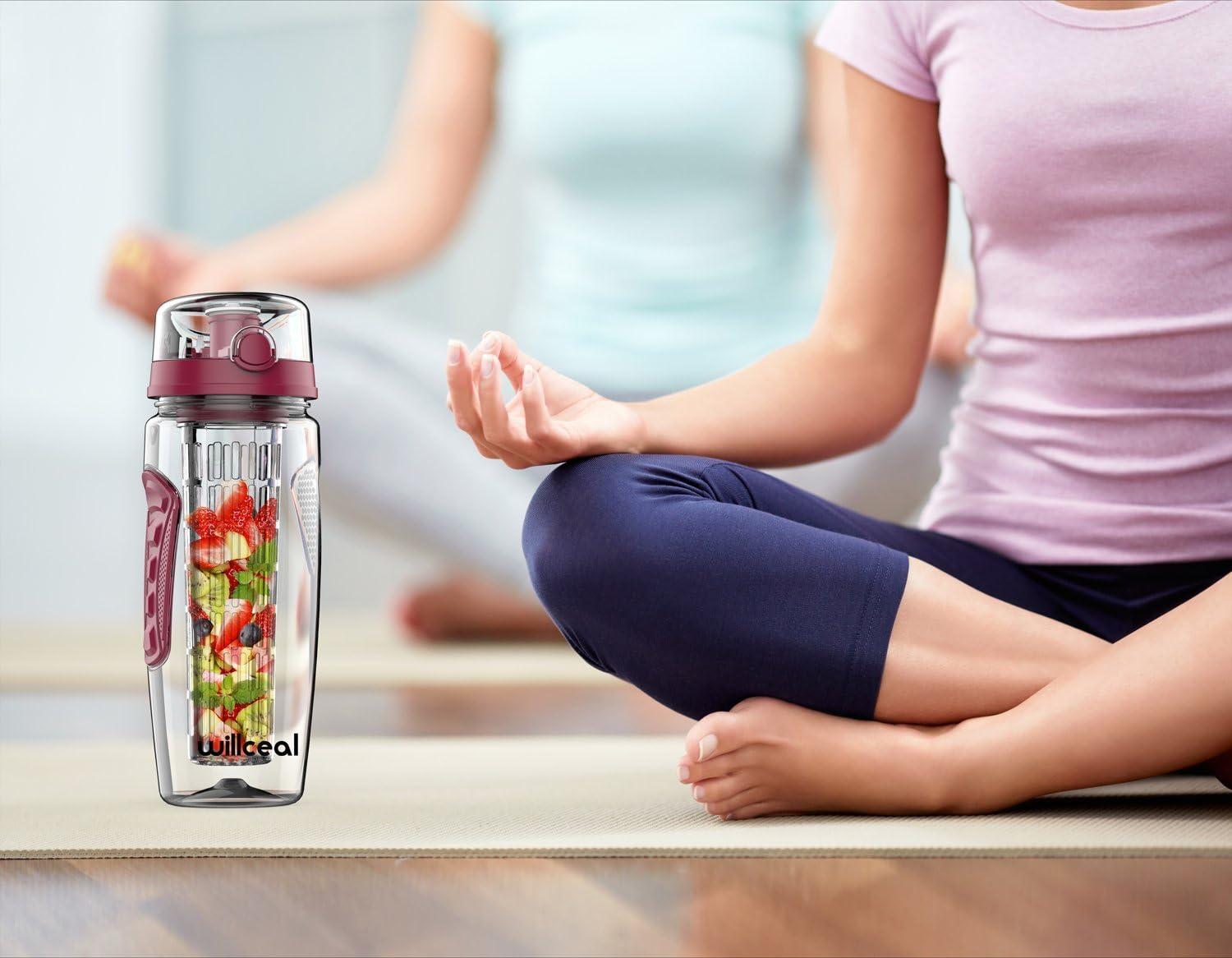 image:imageBouteille deau avec infuseur Fruits 095 l Fabrique en Tritan sans BPA Couvercle Rabat AntiFuite Convient pour Le Sports et Le CampingRouge Fonc