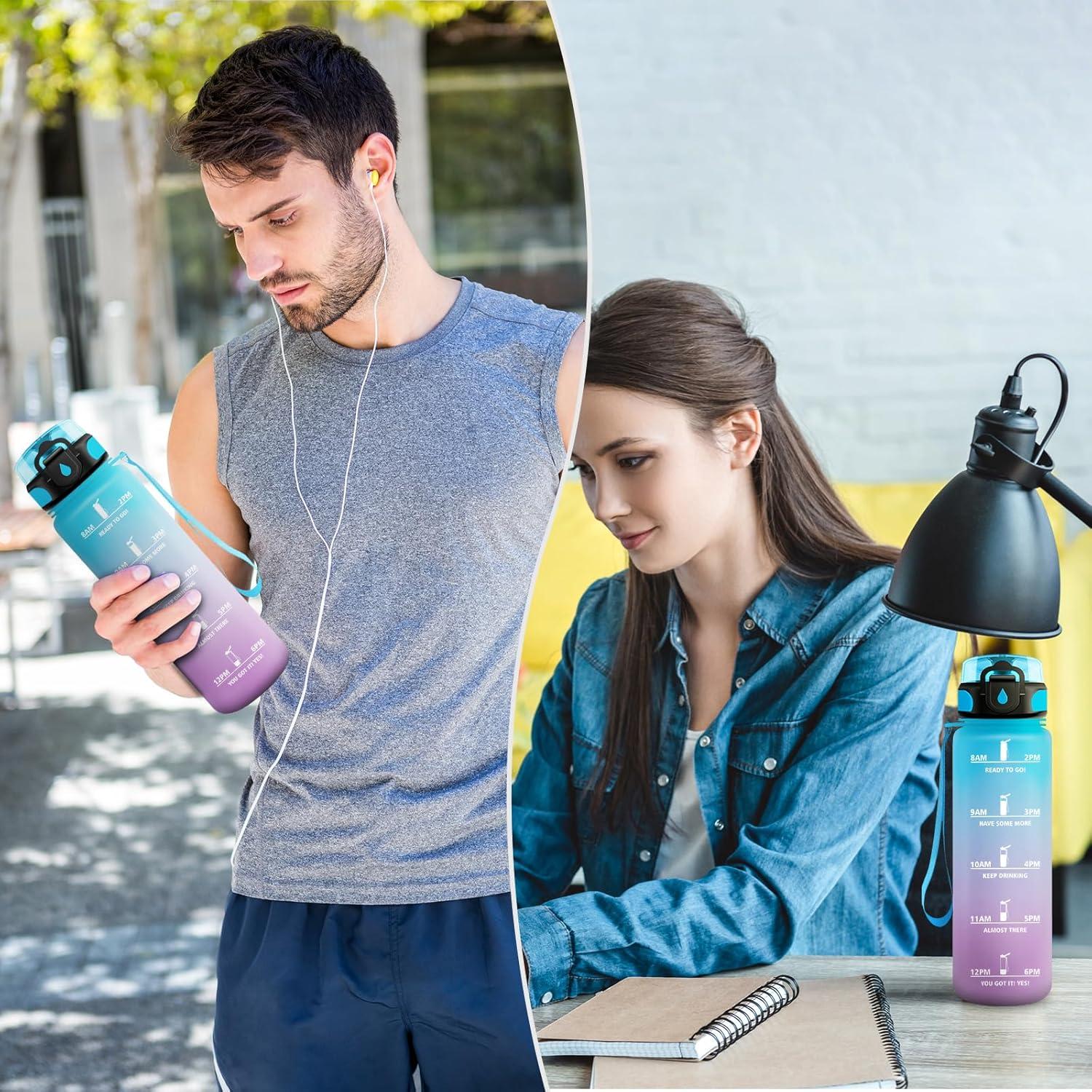 image:imageGourde Sport 1L Gourde Gym sans BPA tanche et Rutilisable Bouteille deau avec Marqueur de Temps et Filtre Gourdes pour Enfant Adulte Garon Fille lcole Camping Gym Sport Yoga32oz1000ml Bleu Lilas