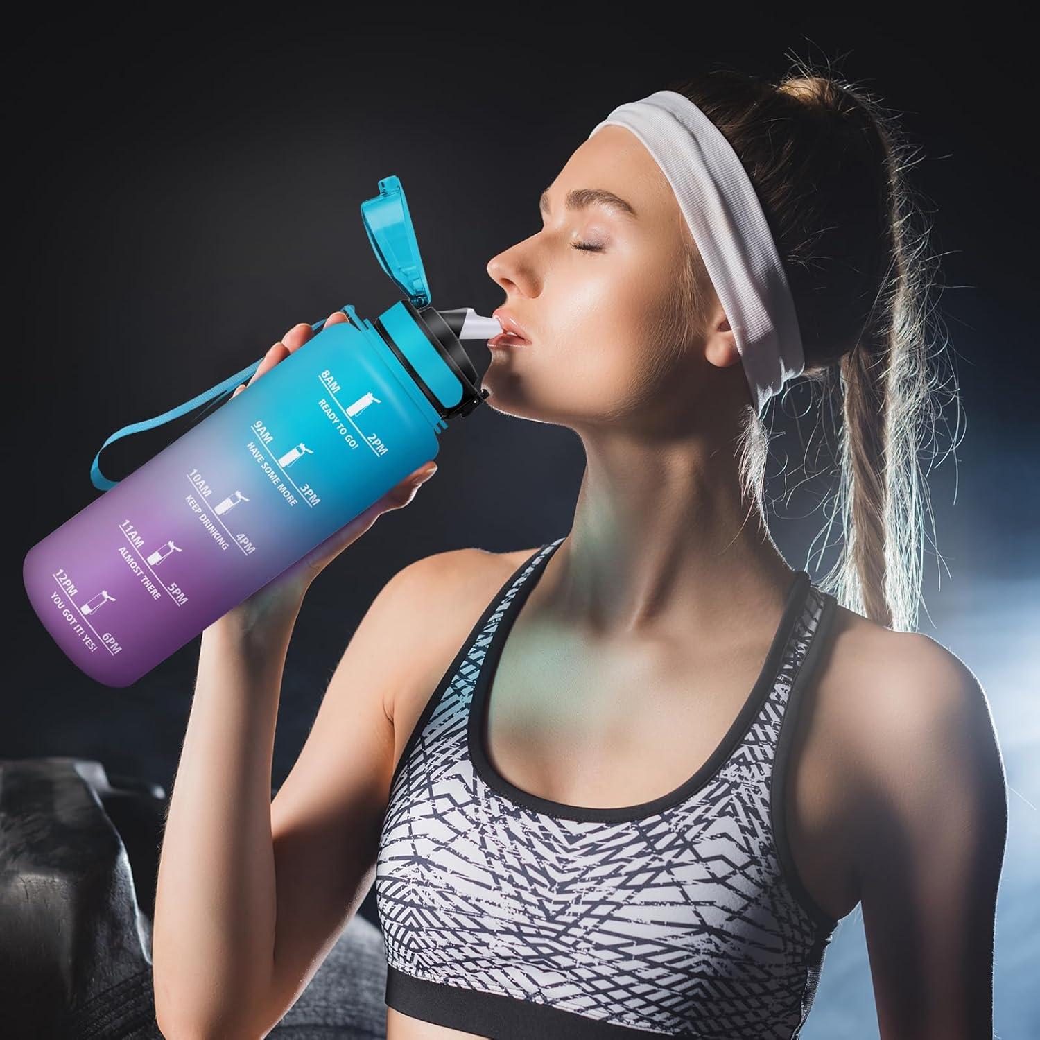 image:imageHoneyHolly Gourde 15L Bouteille Gourde Sport avec Paille Gourde Motivation avec Marqueur de Temps Bouteille deau tanche Bouteille deau pour Randonne Camping Fitness CyclismeBleu Violet1 5 L