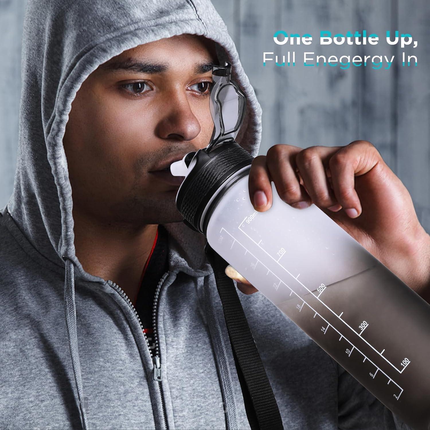 image:imageGeeRic Bouteille deau Bouteille deau de Sport 1000 ML avec chelle et Marqueur de Temps Grande Bouteille deau tanche pour la Salle de Sport en Plein AirNoir et Blanc