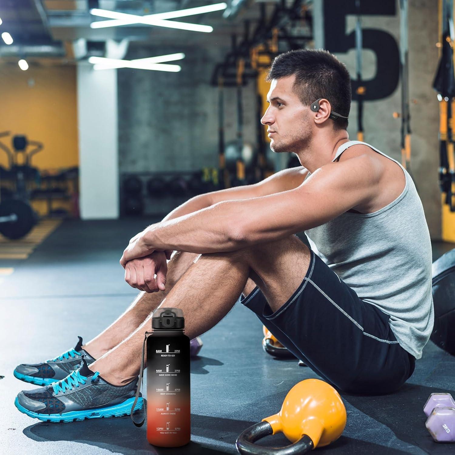 image:imageKollyKolla Gourde 15L Gourde Sport Bouteille Gym tanche ampamp Rutilisable Bouteille deau avec Marqueur de Temps Gourdes Gradue pour 1 Journee sans BPA lcole Voyage Camping Randonne50oz1500ml Noir Rouge
