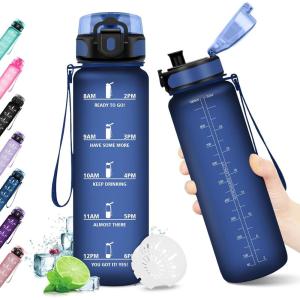 KollyKolla Gourde 1.5L, Gourde Sport, Bouteille Gym, Étanche & Réutilisable, Bouteille d&rsquo;eau avec Marqueur de Temps, Gourdes Graduée pour 1 Journee, sans BPA, l&rsquo;école, Voyage, Camping, Randonnée(32oz-1000ml | Mat Marine Bleu)