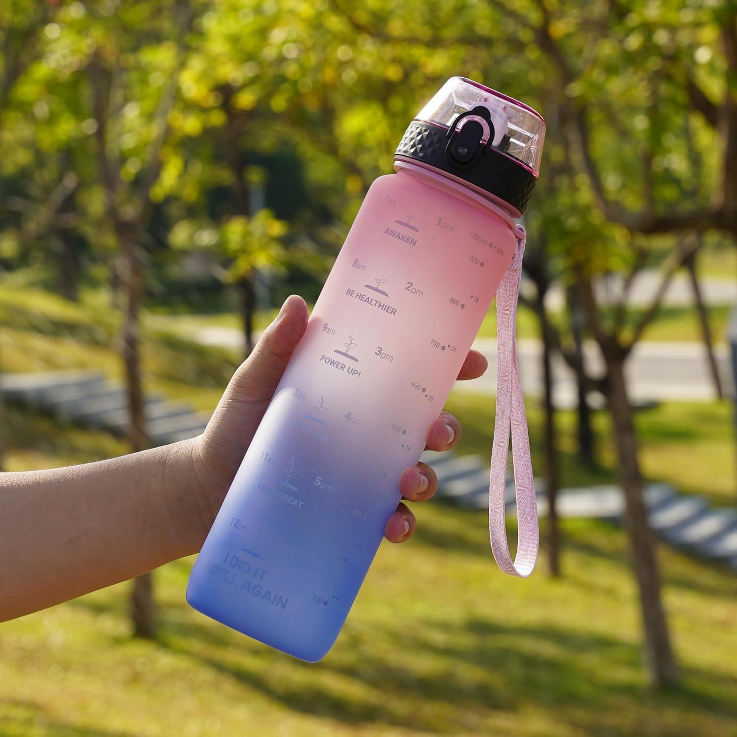 image:imageGOPPUS 1L32oz Bouteille deau avec paille Motivational tanche Boissons Bouteille avec marquages de lheure Tritan Bouteille de Sport pour lcole de Gym Grande bouteille deau pour Adulte Sans BPARose Bleu