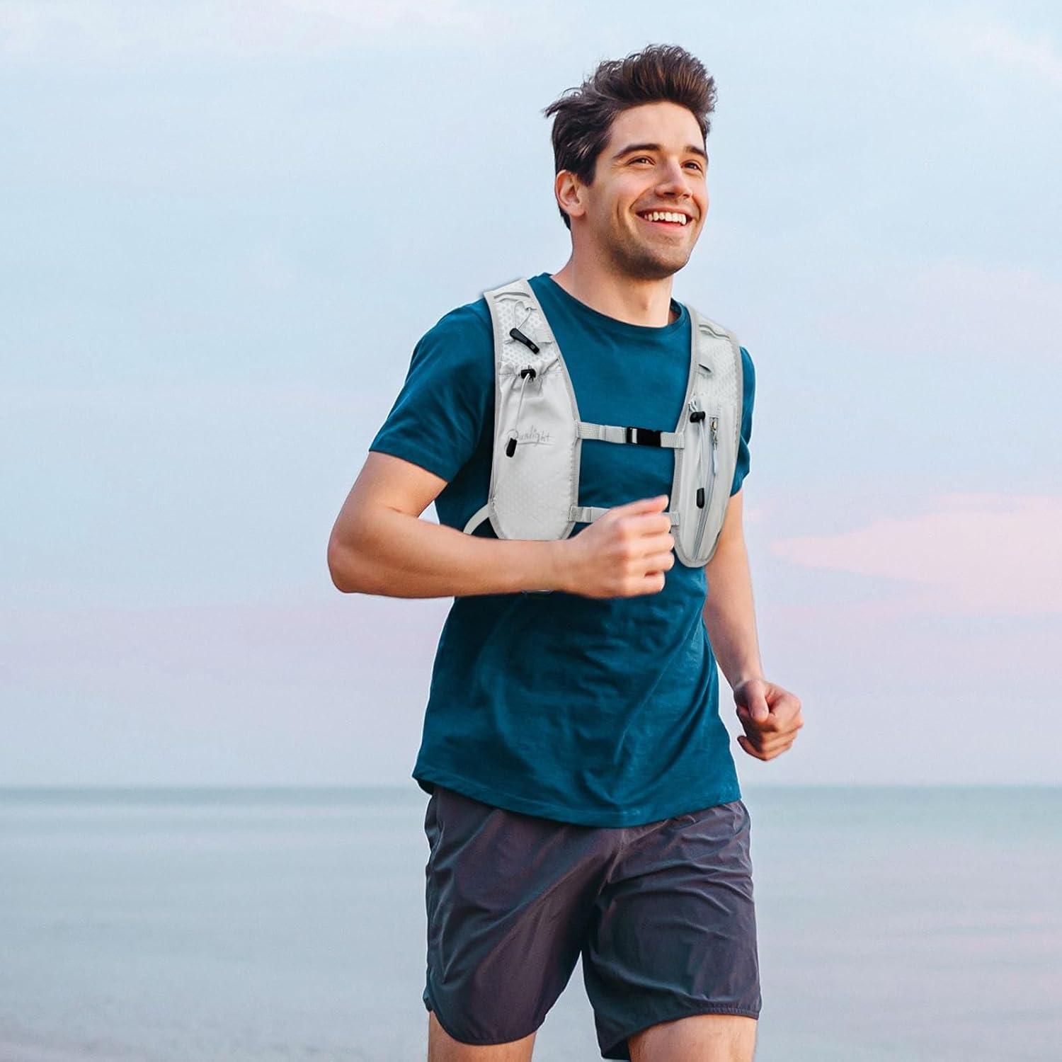 image:imageGilet de course pour homme et femme sangles de poitrine rglables gilet dhydratation avec bouteille deau de 1500 mlBlanc