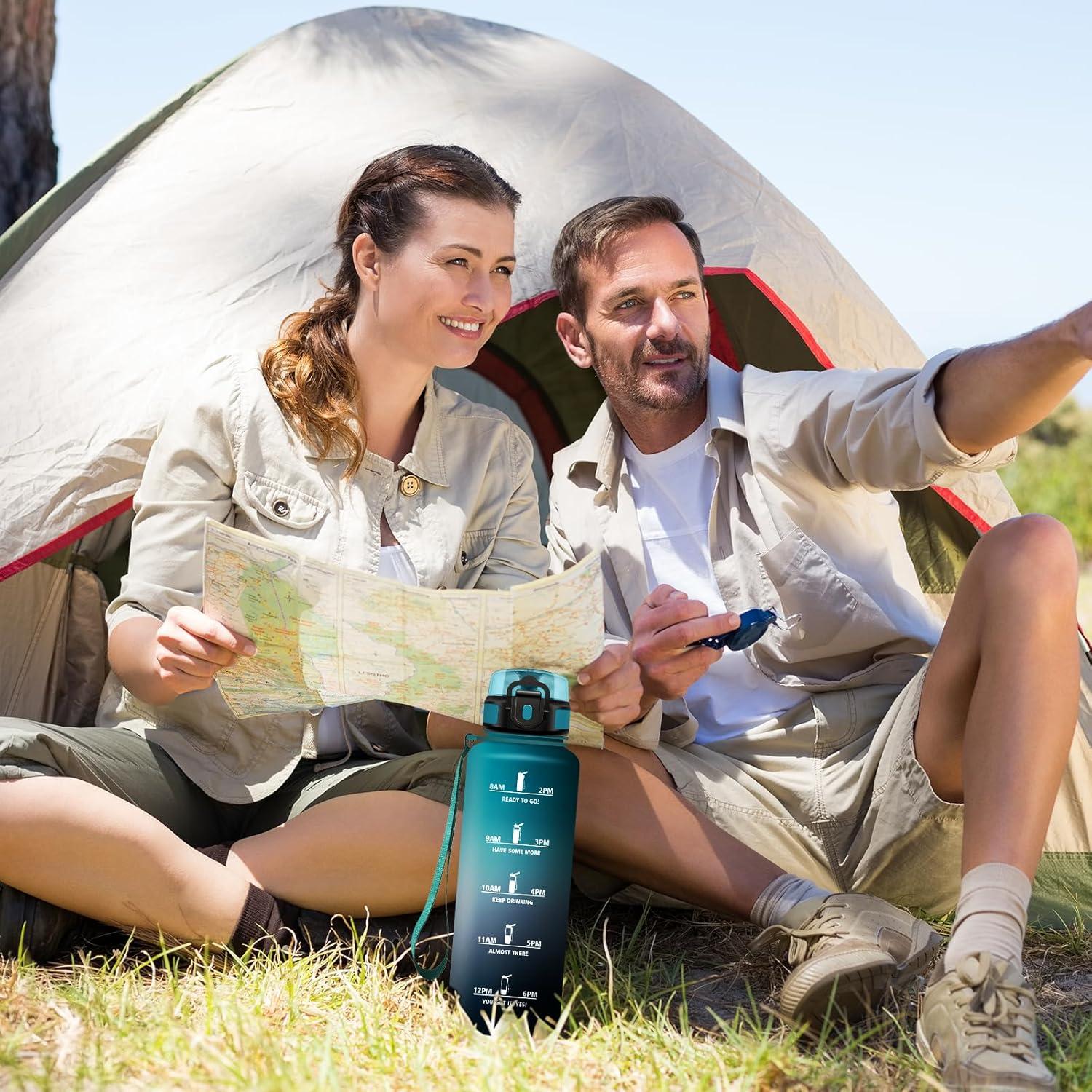 image:imageKollyKolla Gourde 1L Bouteille Motivation tanche avec Filtre sans BPA Bouteille Sport avec Marqueur de Temps Gourde Rutilisable pour Adulte lcole Sport Bureau Yoga Camping1500ml Vert Fonc Gris