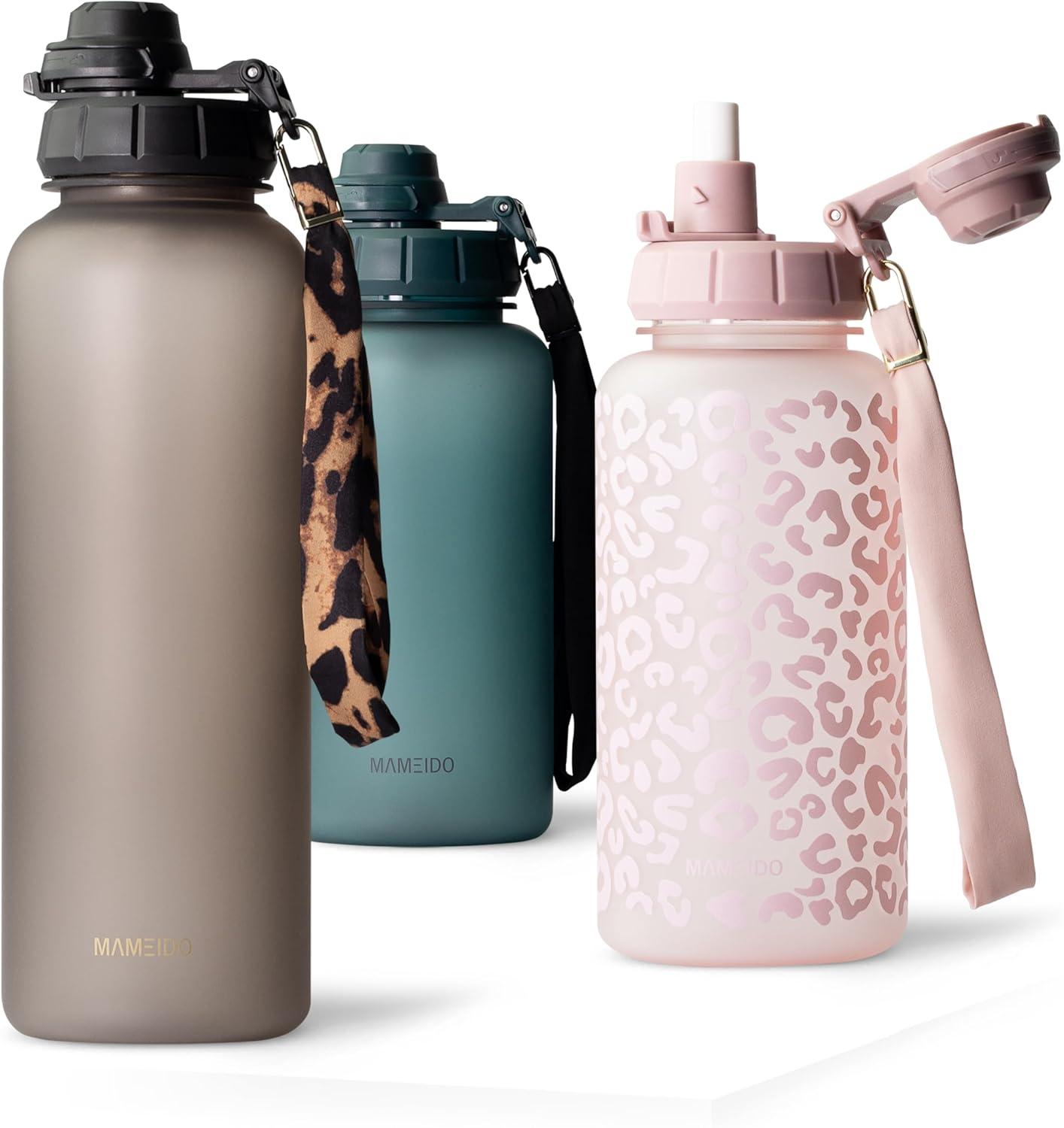 image:imageMAMEIDO Gourde avec Paille 1 l Marqueur de Temps de Motivation Gourde Sport avec Dragonne Gourde tanche Bouteille deau sans BPA Water Bottle Wild CandyUrban Taupe