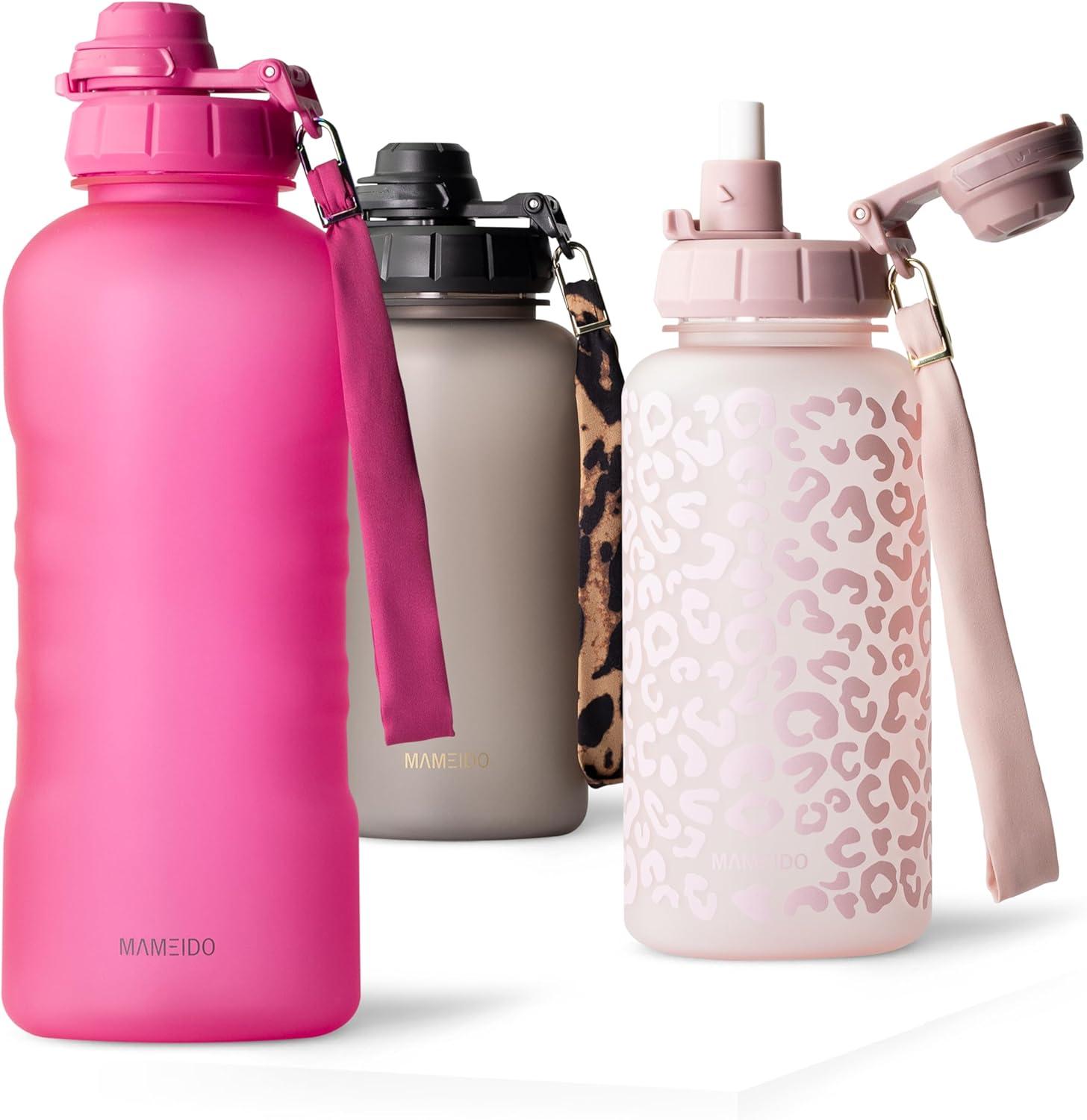 image:imageMAMEIDO Gourde avec Paille 1 l Marqueur de Temps de Motivation Gourde Sport avec Dragonne Gourde tanche Bouteille deau sans BPA Water Bottle Wild CandyGlow Couture