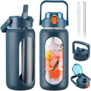 BLUEGO 2000ml Bouteilles d&rsquo;eau en verre avec 2 couvercles Gourd avec paille 2L Grande bouteille d&rsquo;eau avec marqueurs de temps et de capacité pour salle de sport Maison Étanche, Ambre(Bleu Foncé)