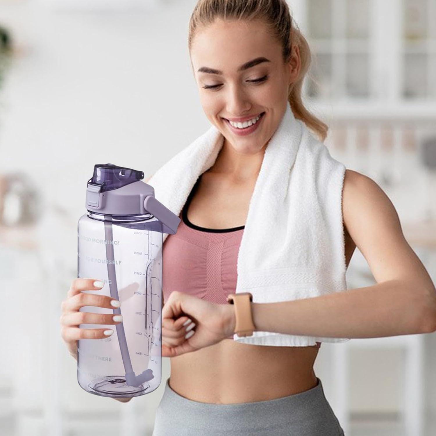 image:imageGourde 2l Motivation Bouteille tanche Boissons Bouteille Gourde Sport Bouteille Deau Sans BPA Avec Paille Et Marqueur De Temps Pour Sports Salle De Sport Cyclisme Bureau CampingViolet