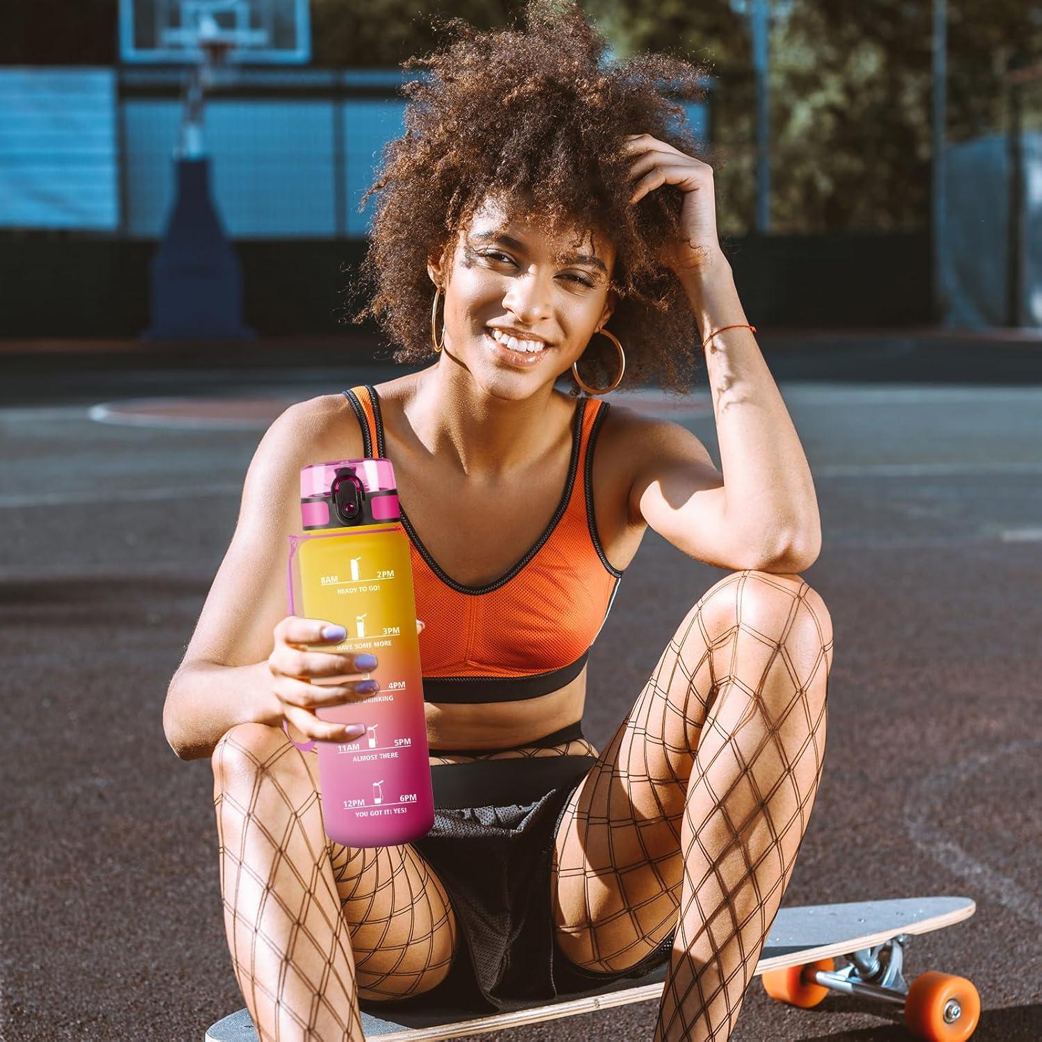 image:imageGourde Sport 1L tanche et Rutilisable Gourde Bouteille deau 1 Litre avec Marqueur de Temps et Filtre Bouteille pour Adulte lcole Cyclisme Voyage Camping Fitness Yoga Bureau Gym32oz1000ml Jaune Rose