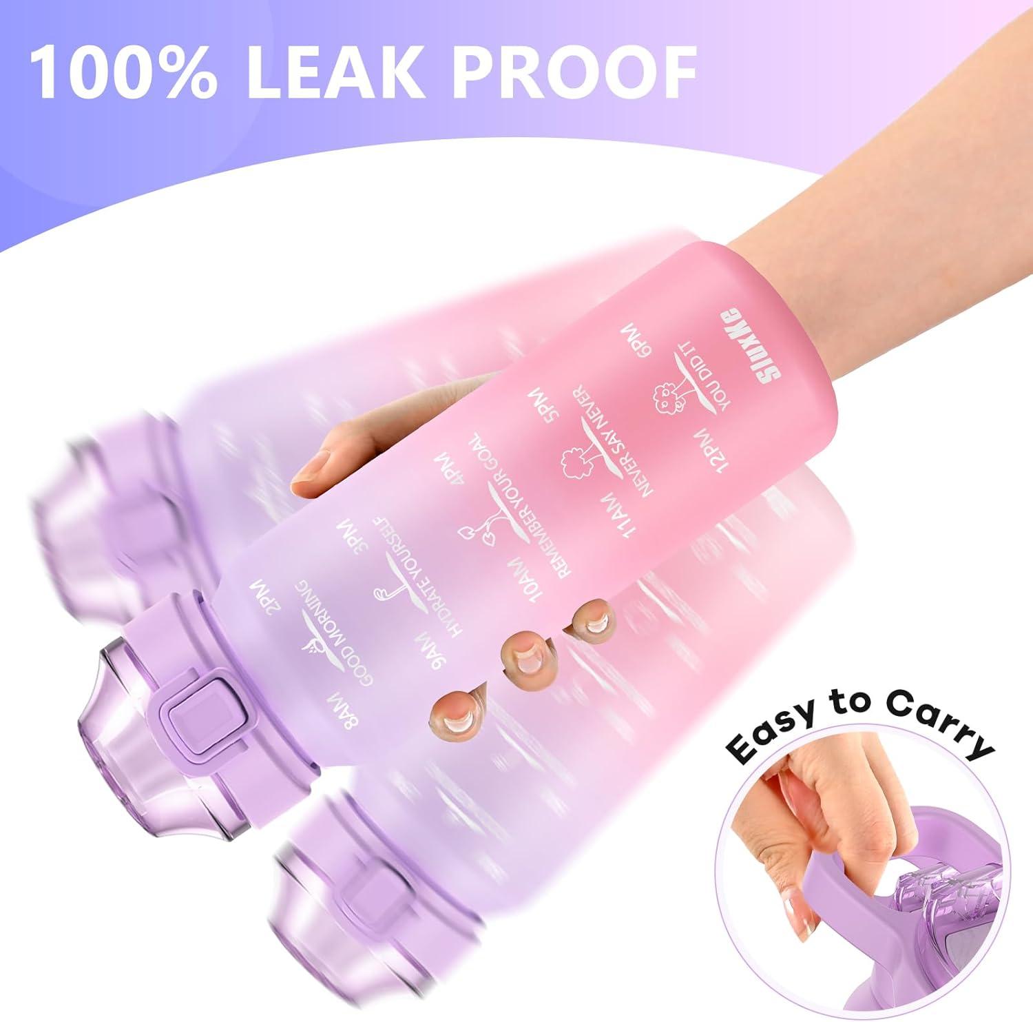 image:imageSLUXKE Gourde Inox 1L avec Marquage De Temps 1000ml Gourde en 1810 Acier Inoxydable avec Handle Rutilisables tanche sans BPA pour Adulte Sport Gym Voyage Bleu BleuViolet Rose