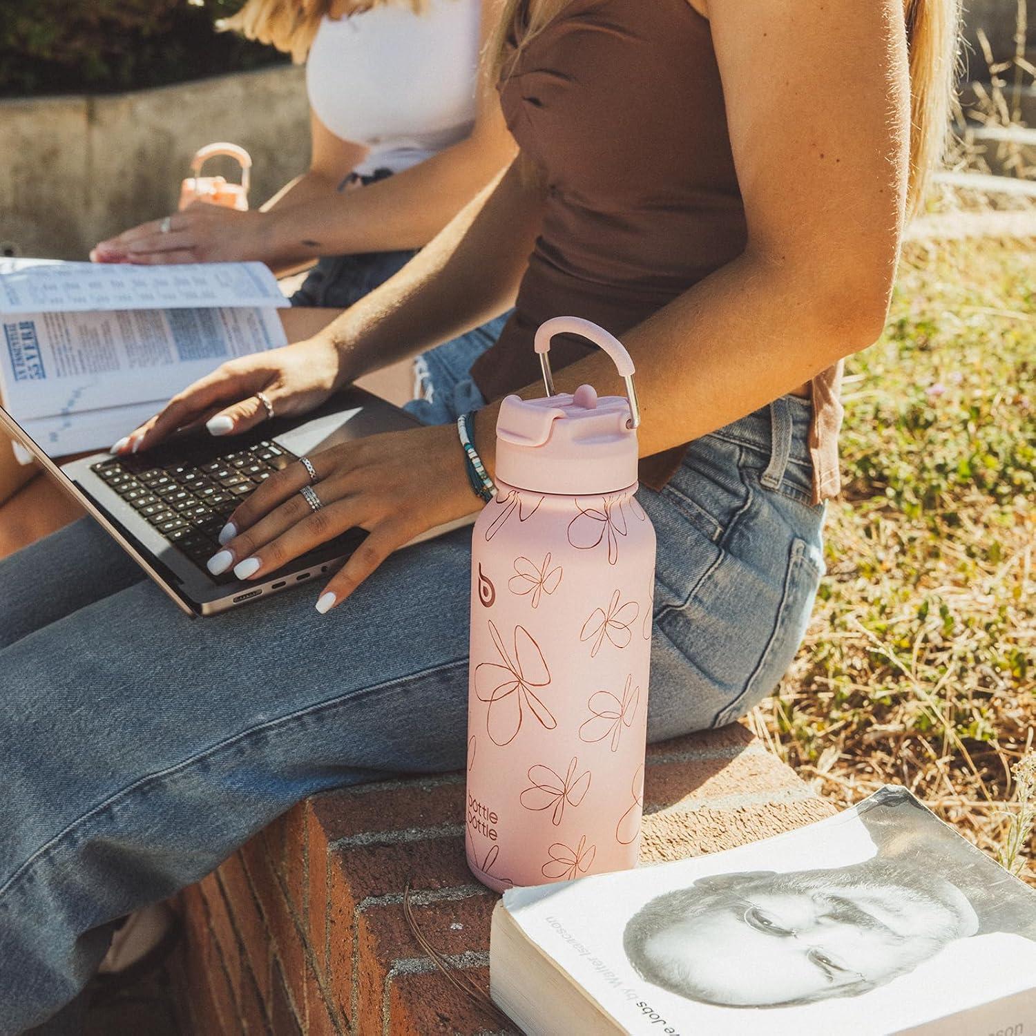 image:imageBOTTLE BOTTLE Bouteille deau isotherme en acier inoxydable de 946 ml avec paille et couvercle double usage pour salle de sport avec pilulier ciel tFleur Rose