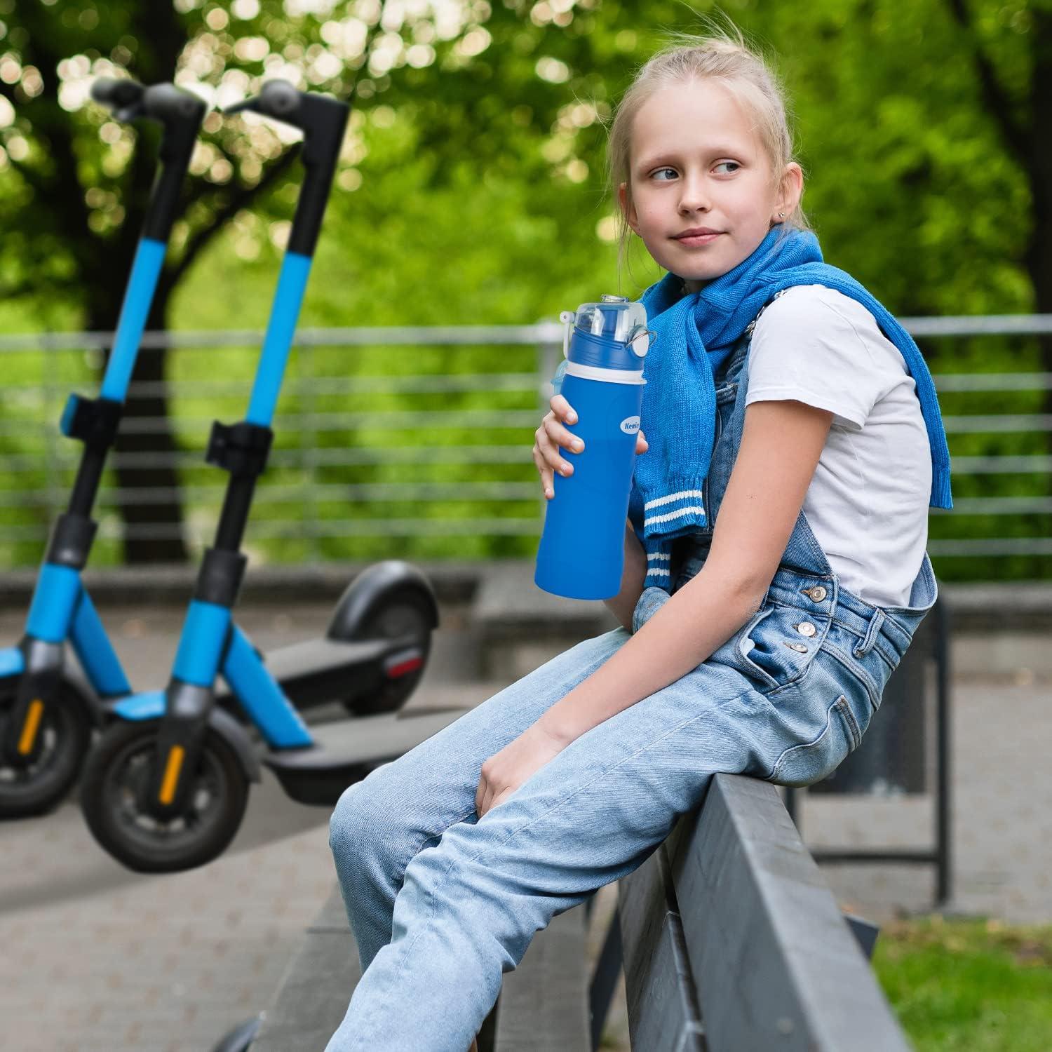 image:imageBouteilles deau Pliables en Silicone de Kemier 750 mL Sans BPA Approuves par La FDA Bouteilles deau Pliables Pouvant sEnrouler Pour Sports et Plein Air tanches et lpreuve Des FuitesNoirBleu