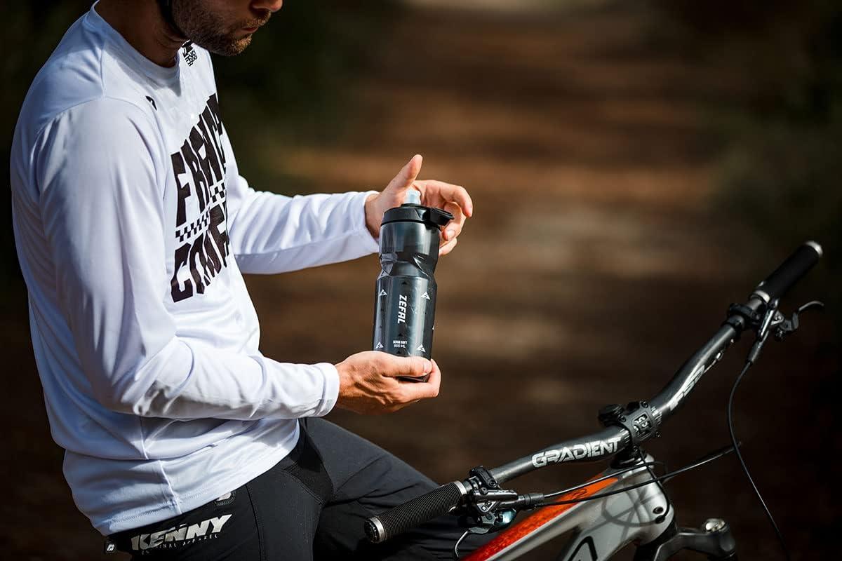 image:imageZEFAL Sense Soft No Mud Bidon Velo Gourde VTT avec Protection De La Tetine Bidon Eau Sport sans BPABlanc