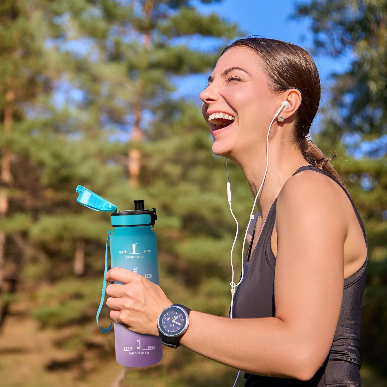 image:imageGourde Motivation 15L Gourde avec Filtre sans BPA tanche et Rutilisable Bouteille deau de Motivation avec Marqueur de Temps Bouteille Rutilisable pour lcole Sport Bureau Camping32oz1000ml Bleu Violet