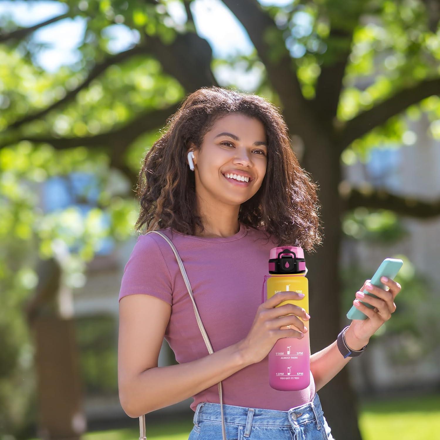 image:imageGourde Motivation 15L Gourde avec Filtre sans BPA tanche et Rutilisable Bouteille deau de Motivation avec Marqueur de Temps Bouteille Rutilisable pour lcole Sport Bureau Camping32oz1000ml Jaune Rose