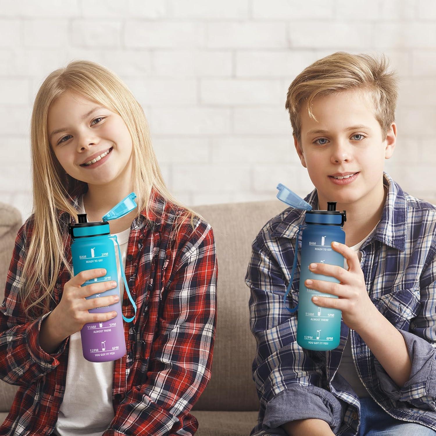 image:imageMotswedi Gourde 1l Sans BPA Gourde Sport avec Marqueur de Temps Bouteille deau AntiFuite Bouteille Plastique pour Fitness Sport Yoga Randonne BleuampampvertBleuviolet500ml