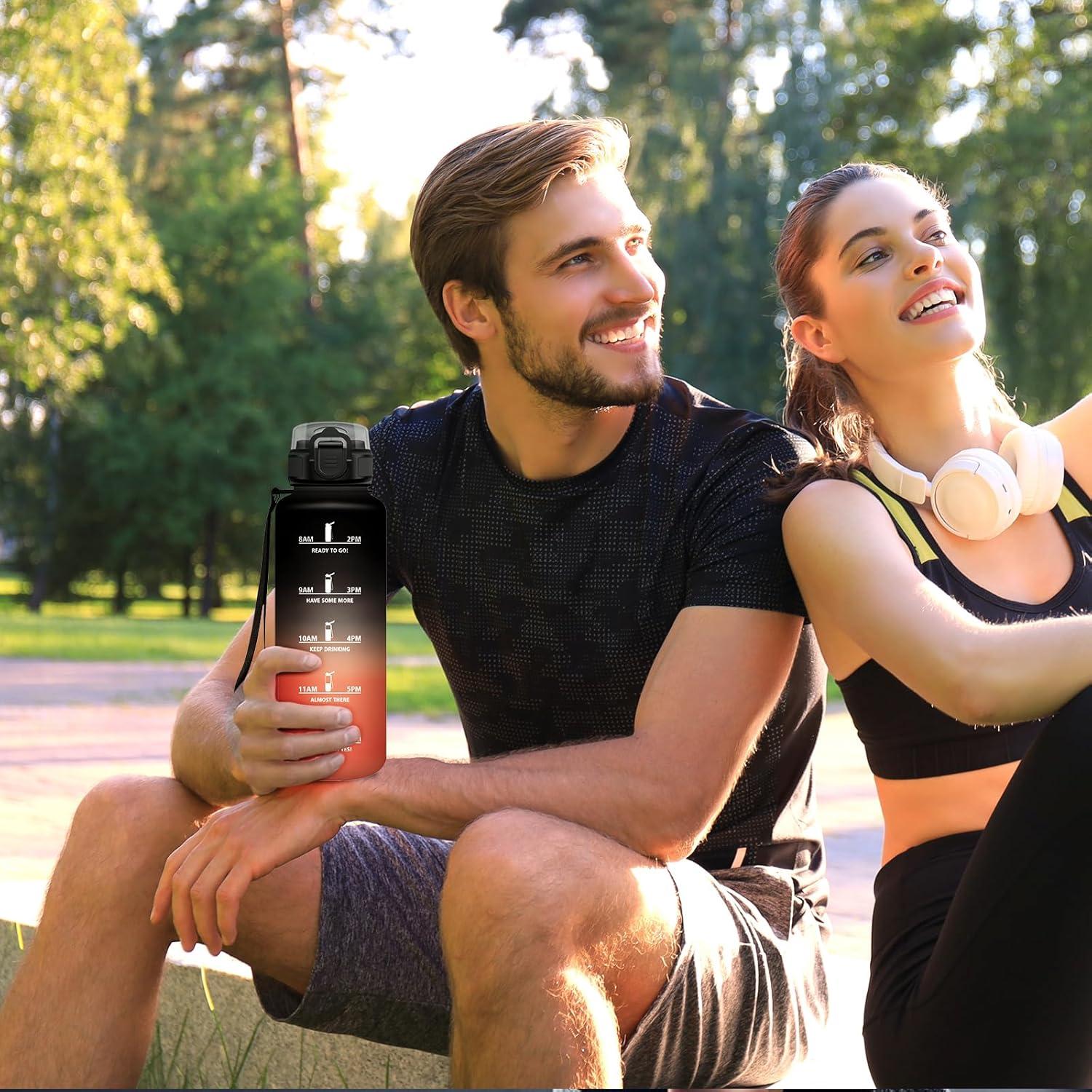 image:imageGourde 1L Gourde avec Sport Paille AntiFuite ampamp Rutilisable Bouteille deau Motivante avec Marquages de Temps Facile Nettoyer Bouteille Gradue pour Voyage Randonne Cyclisme Fitness50oz1500ml Paille Noir Rouge