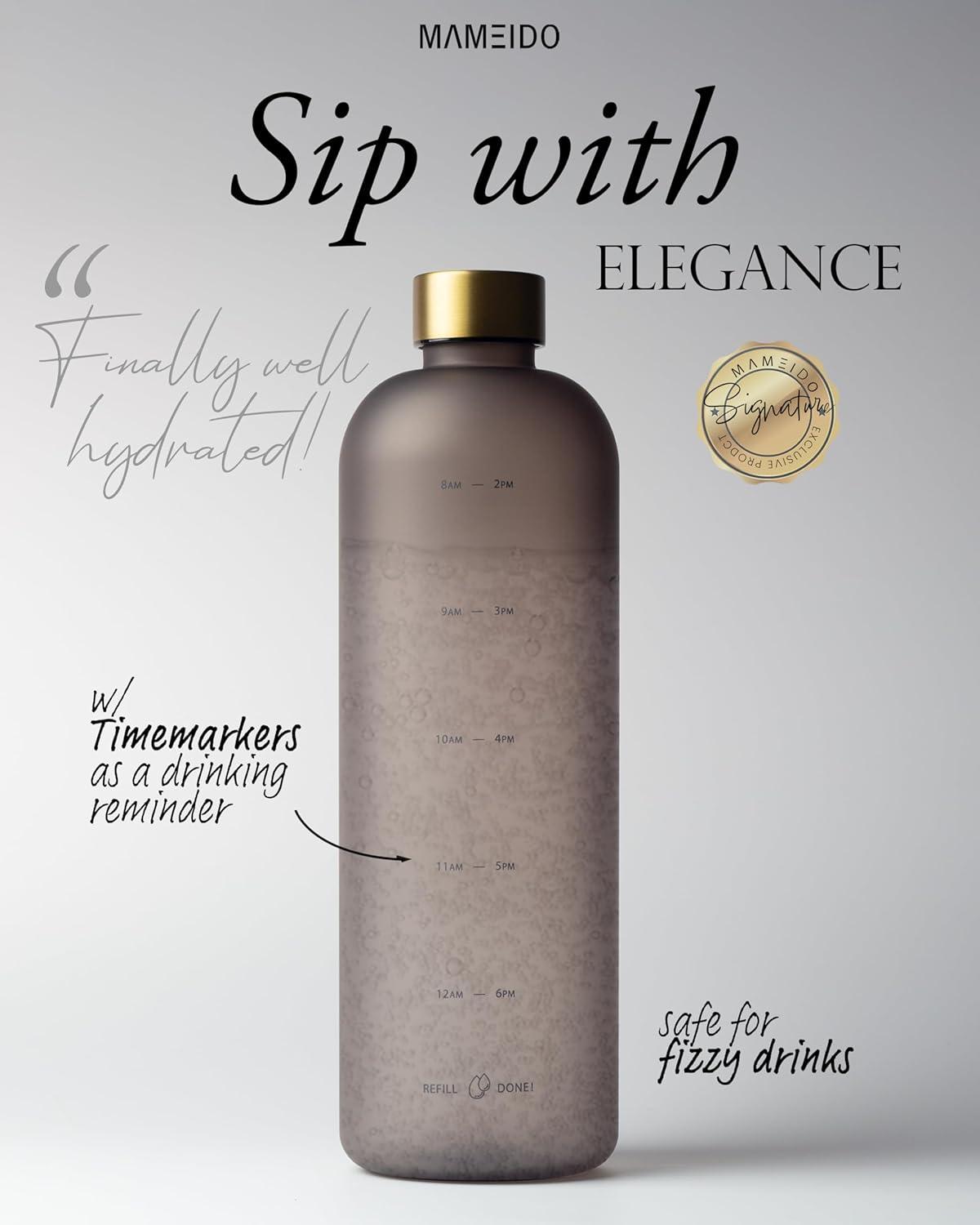 image:imageMAMEIDO Gourde 1 l Bouteille deau Design Plastique avec Marqueur de Temps de Motivation sans BPA tanche Urban Taupe GoldUrban Taupe