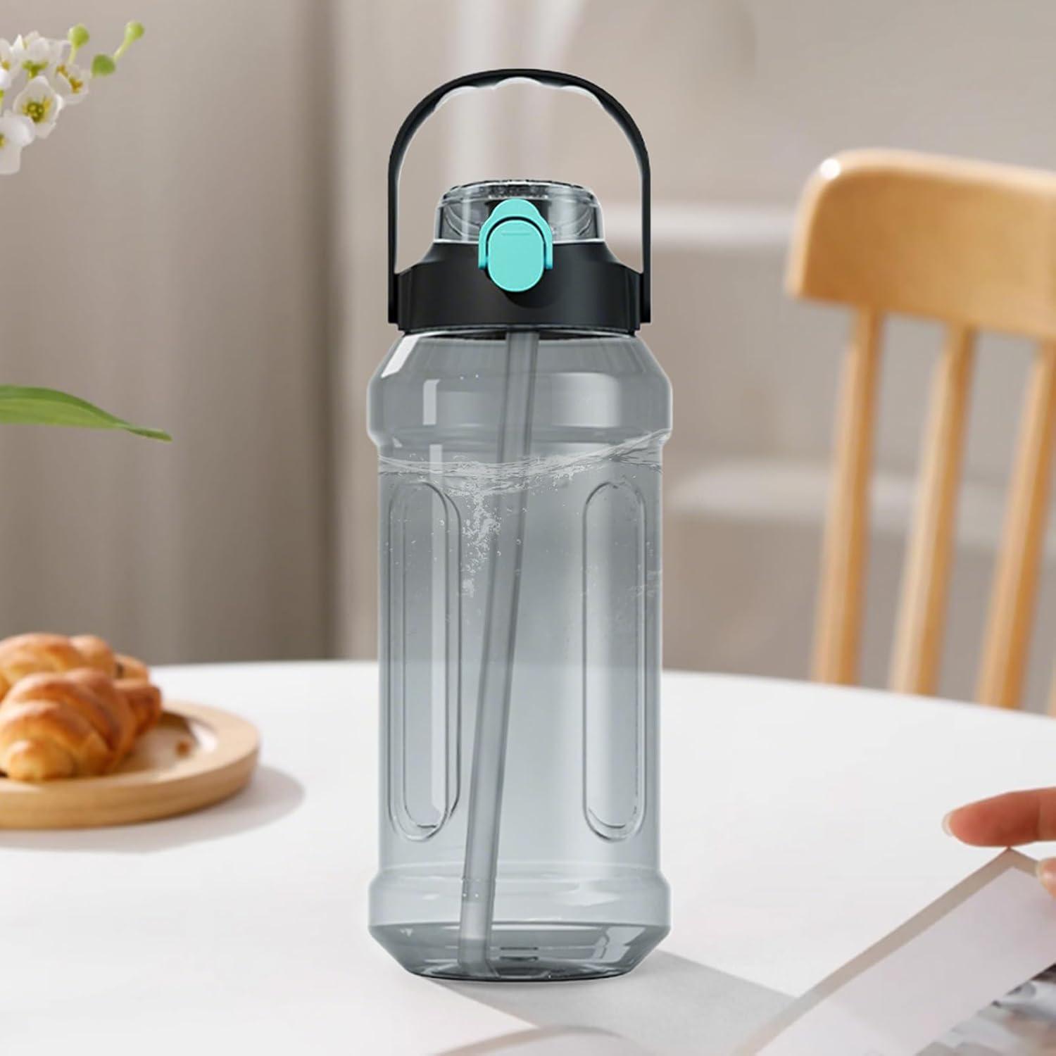 image:imageBouteille deau sportive bouteille deau courante Tobus de boisson lpreuve des fuitesBouteille deau scelle multifonctionnelle avec chelle pour le lieu de travail de camping de gymnase de voBleu Noir