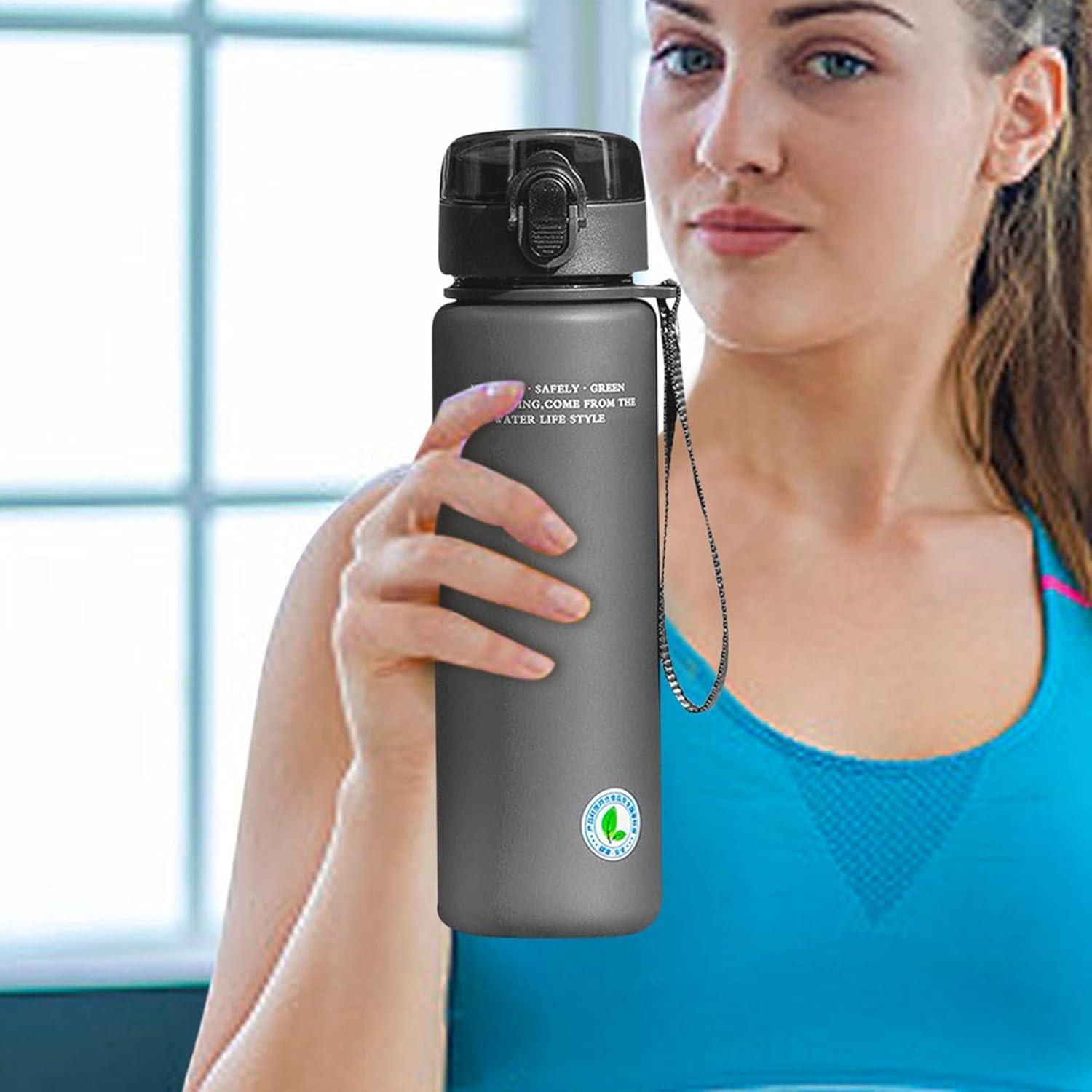 image:imageGnrique Bouteille deau sportive bouteille deau vlo Bouteille deau filtrante de la fuite de grande capacit 800 ml Conteneurs de boissons antichute pour le vlo les sports les voyagesGris