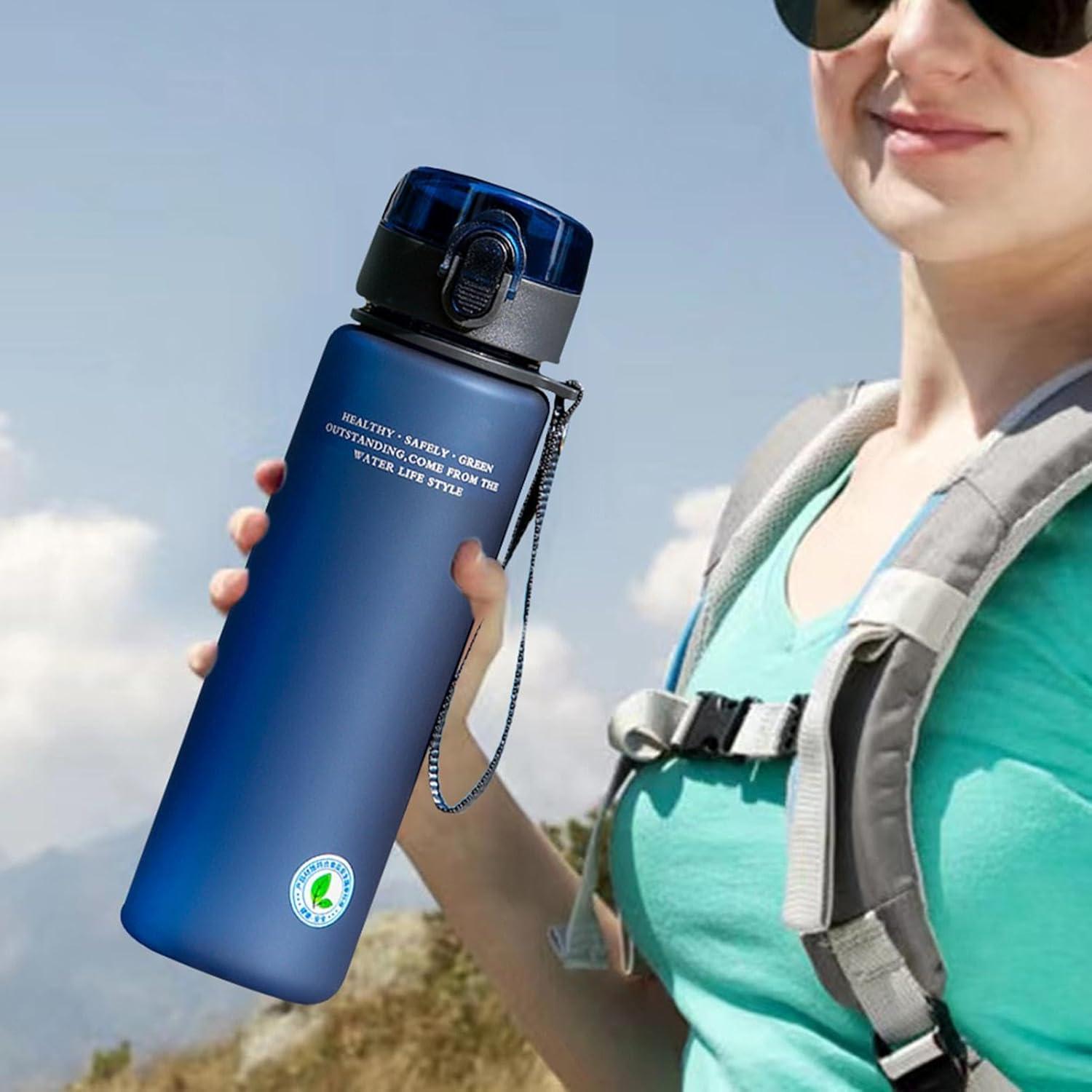 image:imageGnrique Bouteille deau sportive bouteille deau vlo Bouteille deau filtrante de la fuite de grande capacit 800 ml Conteneurs de boissons antichute pour le vlo les sports les voyagesBleu