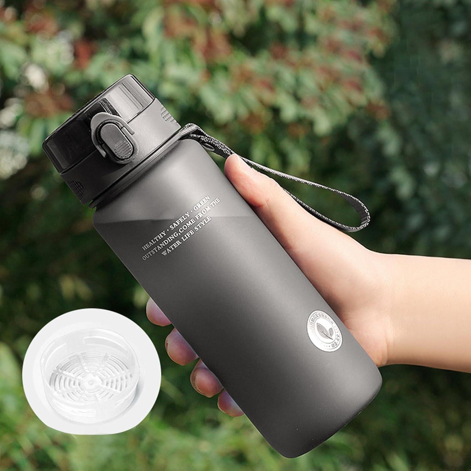 image:imageGnrique Bouteille deau sportive bouteille deau vlo Bouteille deau filtrante de la fuite de grande capacit 800 ml Conteneurs de boissons antichute pour le vlo les sports les voyagesGris