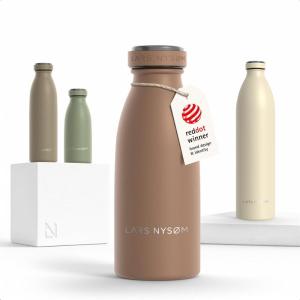 LARS NYSØM Gourde INOX 500ml | 0.5L Bouteille d’eau isolée | Gourde étanche pour Le Sport, la Bicyclette, Les Enfants (Carbon Black, 500ml)(Mocha Brown)