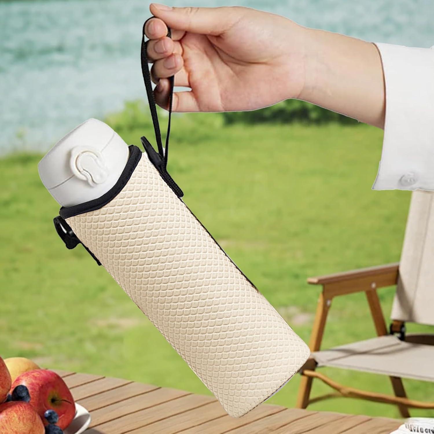 image:imageHousse pour BouteillePochette Bandoulire Isotherme GrandeSupport pour Bouteille dEau avec Sangle Pour Le Voyage Les Sports Le Cyclisme Le Camping La Randonne La Pche La Chasse LEscaladBeige